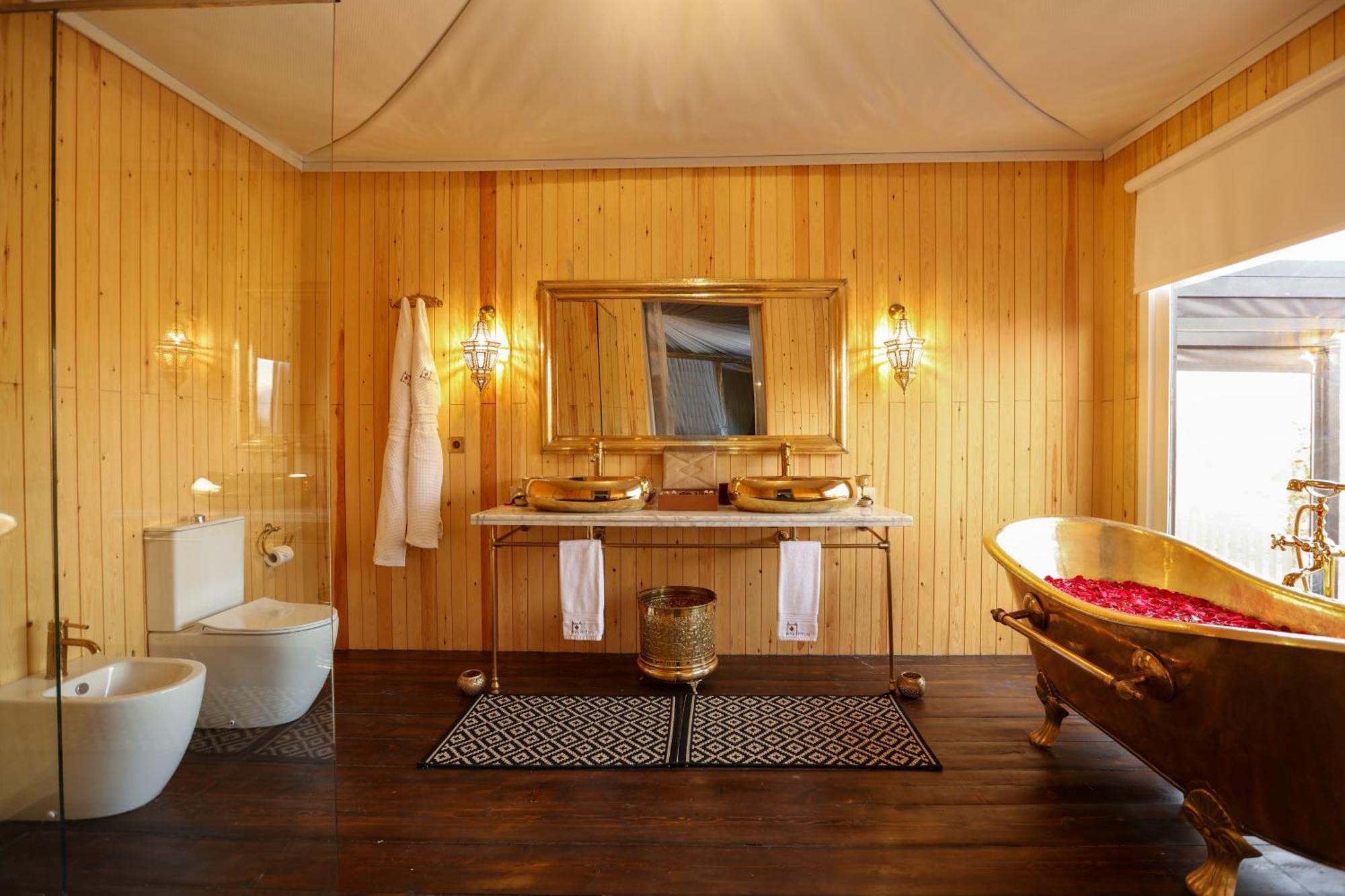 Готель Kalyptus Luxury Camp Лалла-Такеркуст Екстер'єр фото